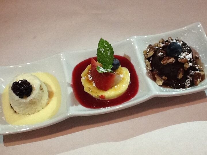 Le Trio, a plate of three desserts